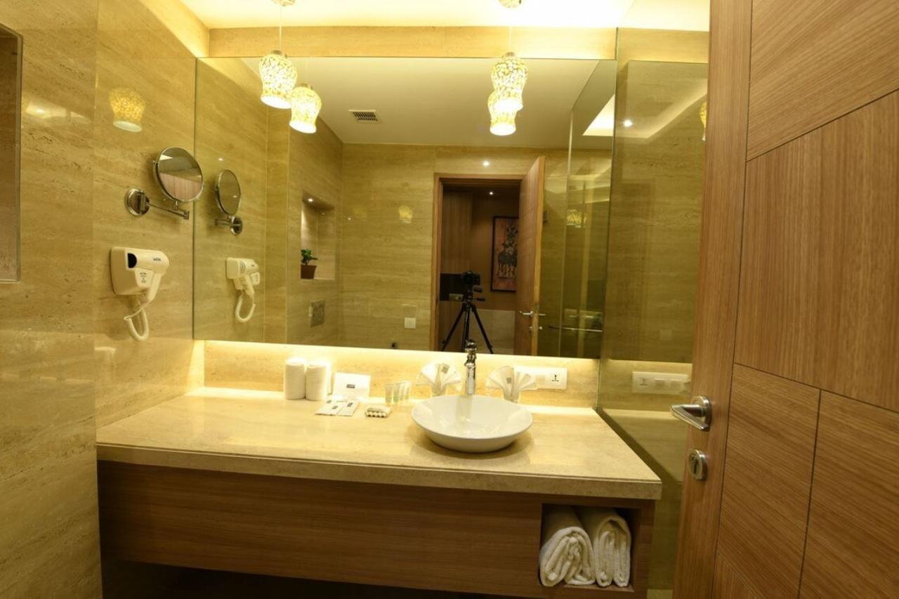 Surestay Plus By Best Western Amritsar Exterior foto
