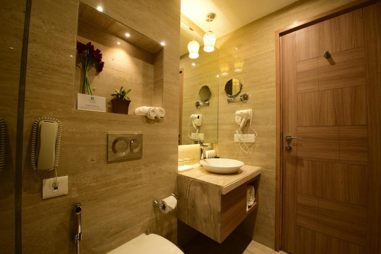 Surestay Plus By Best Western Amritsar Exterior foto